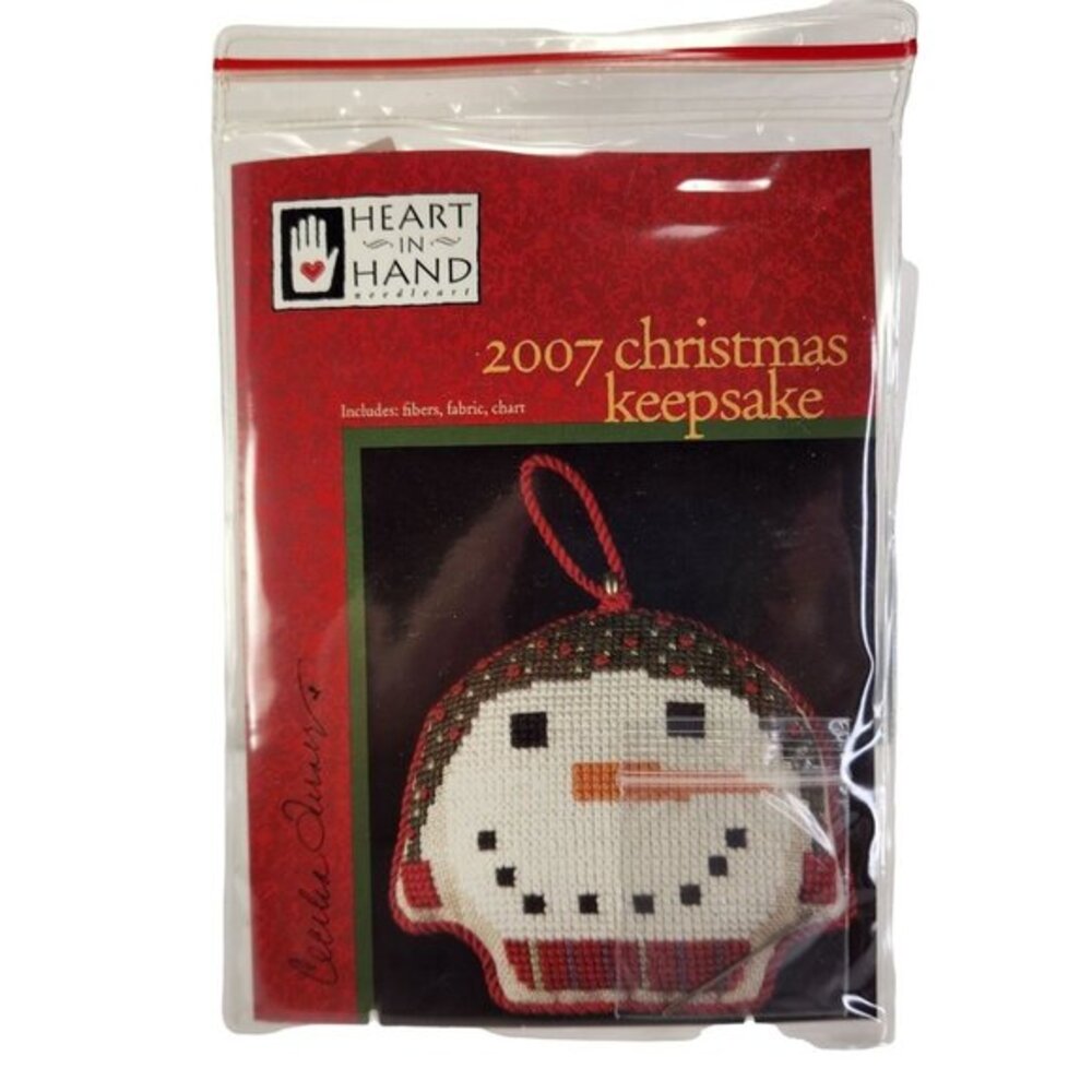 Heart in Hand Snowman 2007 Christmas Keepsake Ornament Linen Cross Stitch Kit Nw